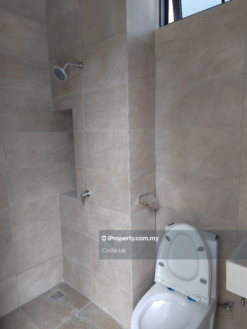 Townhouse for Sale in Kuching, Sarawak by Costa Lai - iProperty.com.my