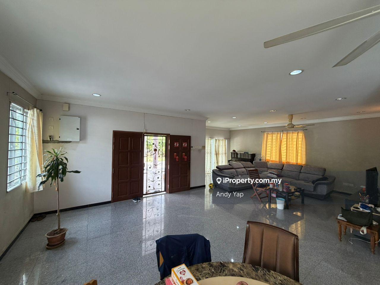 Banglo untuk Dijual di Bandar Country Homes, Rawang oleh Andy Yap - iProperty.com.my