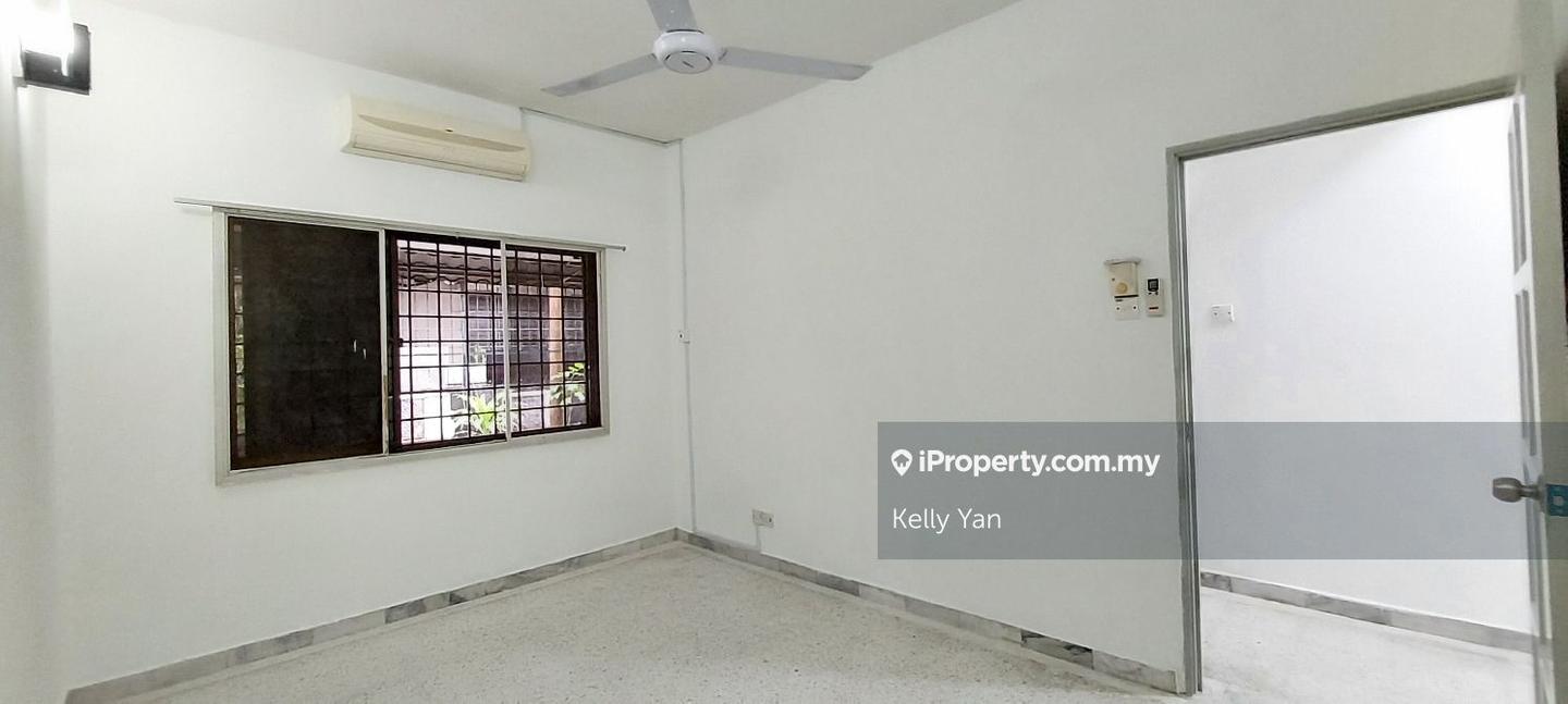 Townhouse for Sale in Pandan Indah, Ampang by Kelly Yan Kai Lit - iProperty.com.my