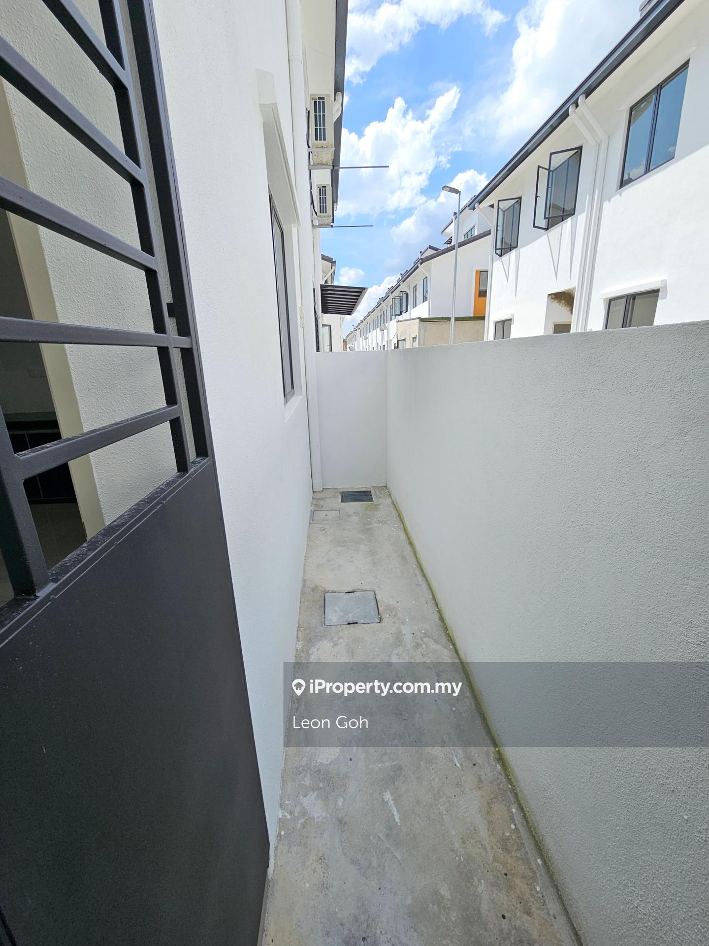 2-storey Terraced House for Sale in Bandar Rimbayu, Telok Panglima Garang by Leon Goh - iProperty.com.my