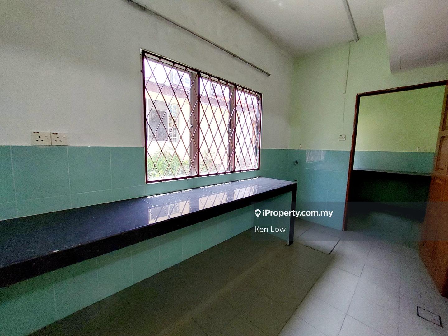 Rumah Berangkai 2 Tingkat untuk Dijual di Taman Jasmin, Kajang oleh Ken Low - iProperty.com.my