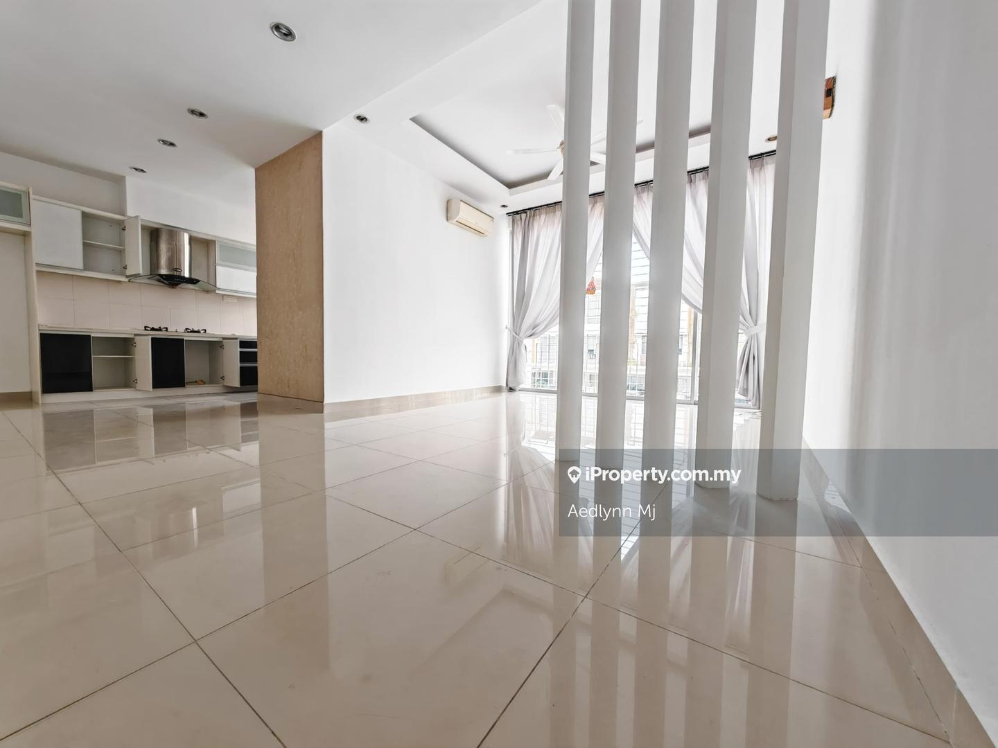 Rumah Bandar untuk Dijual di Taman Tasik Prima, Puchong oleh Aedlynn Mj - iProperty.com.my