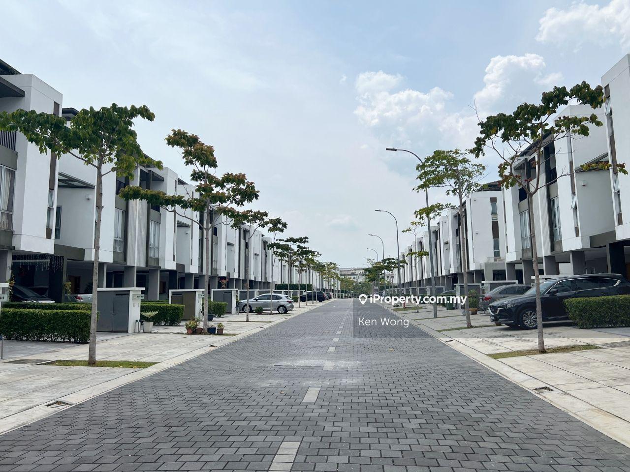 Rumah Bandar untuk Dijual di Tropicana Heights, Kajang oleh Ken Wong - iProperty.com.my