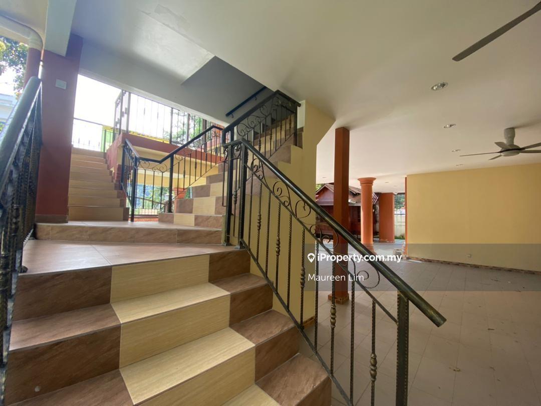 Bungalow House for Sale in Bukit Antarabangsa Ampang, Ampang by Maureen Lim - iProperty.com.my