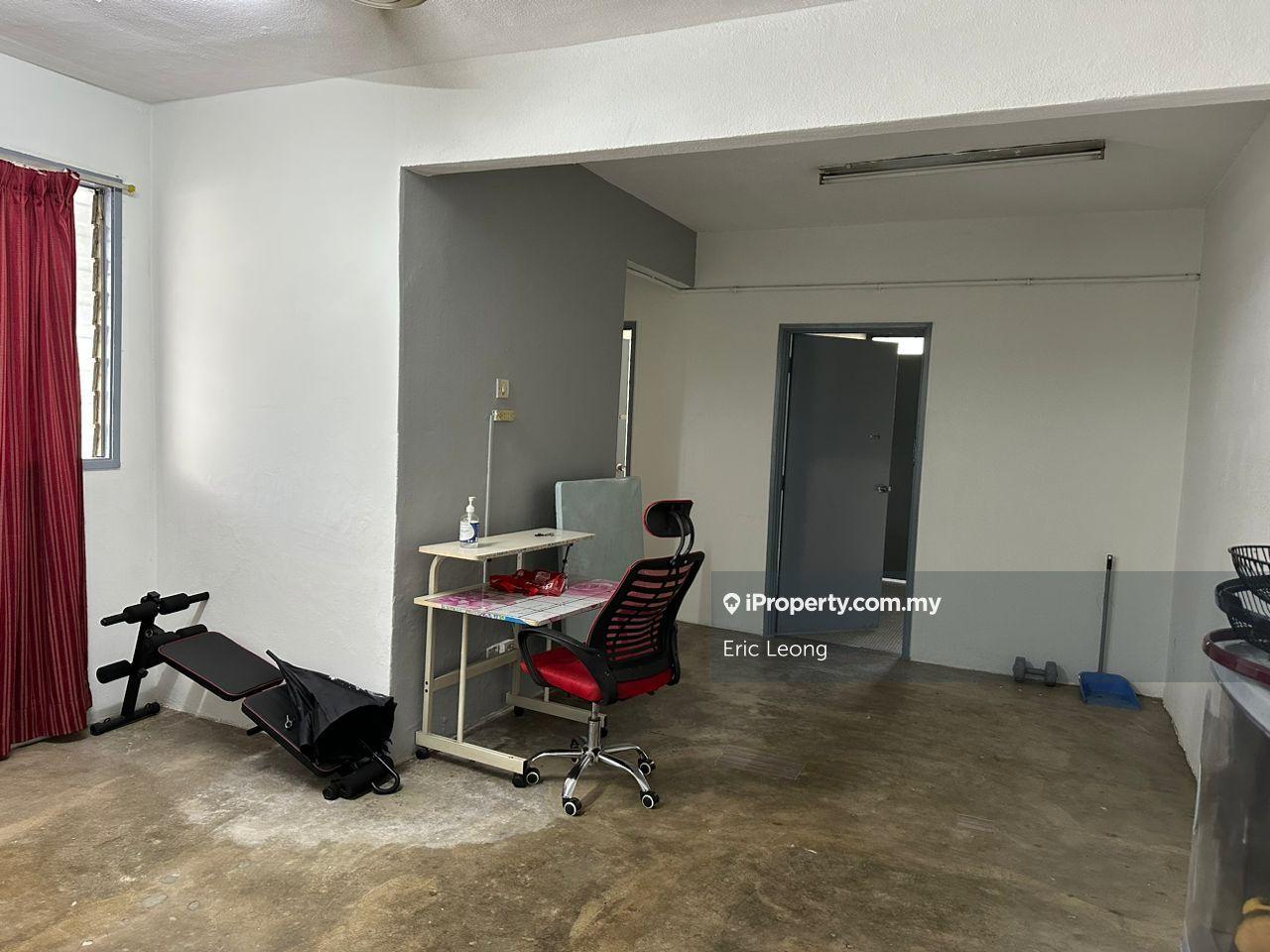 Apartment for Sale in Pangsapuri Seri Gembira by Eric Leong - iProperty.com.my