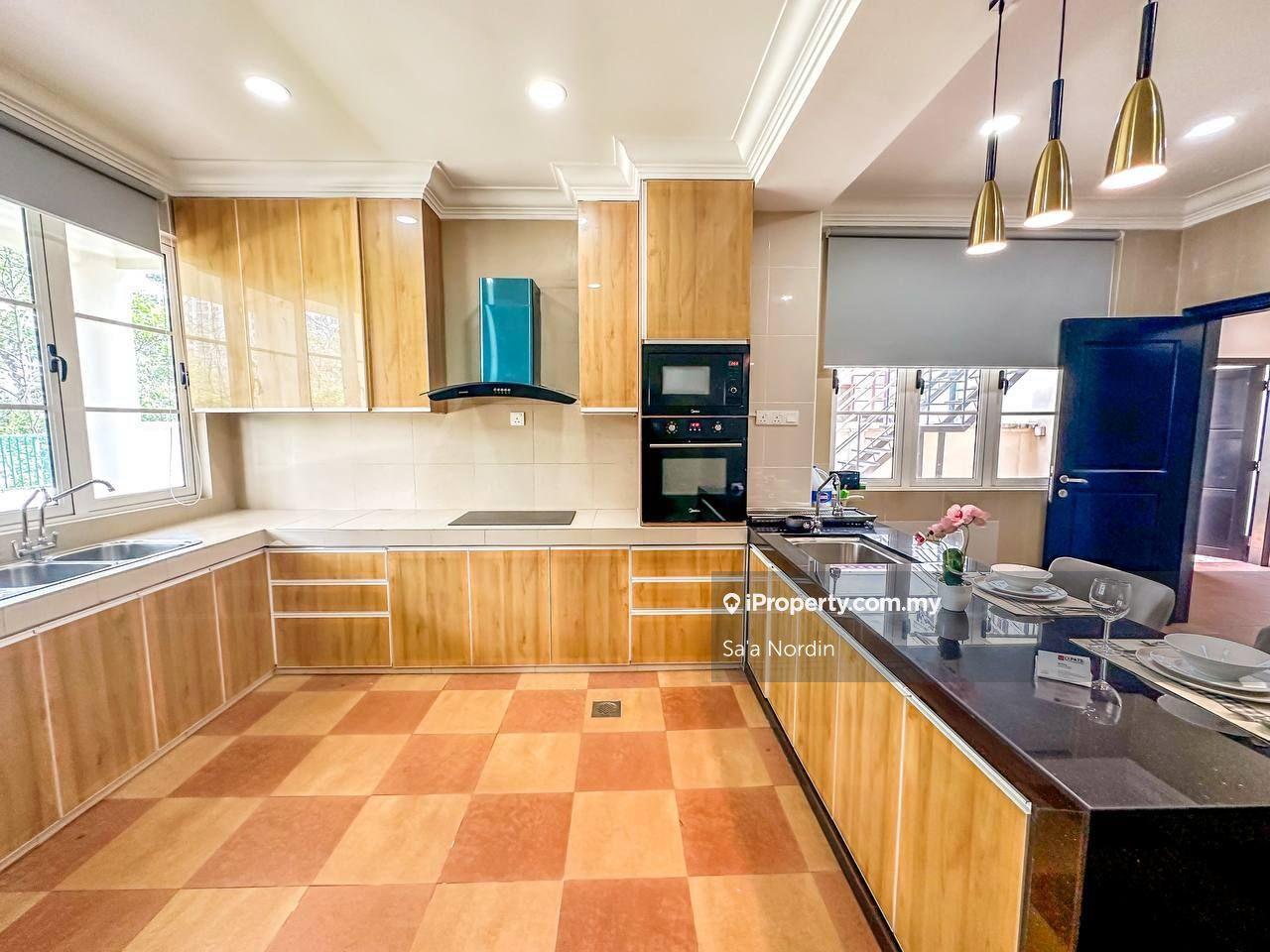 Bungalow House for Sale in 3 Storey Bungalow Kiara Peak Residence., Mont Kiara by Sa'a Nordin - iProperty.com.my