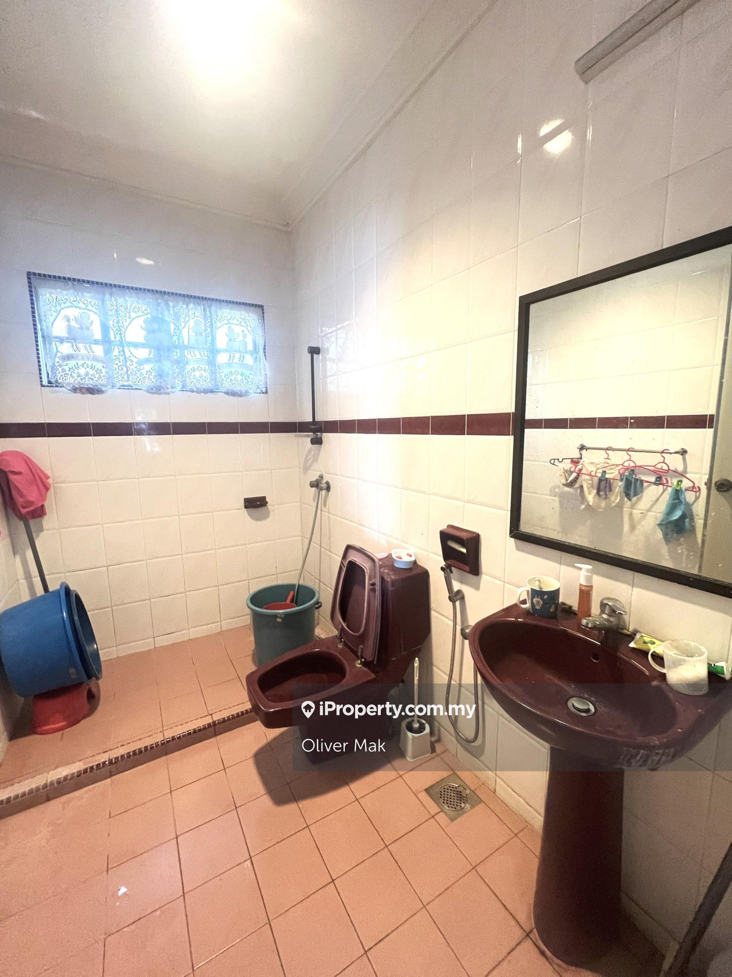 Banglo untuk Disewa di Taman Overseas Union (Taman Oug), Jalan Klang Lama (Old Klang Road) oleh Oliver Mak - iProperty.com.my