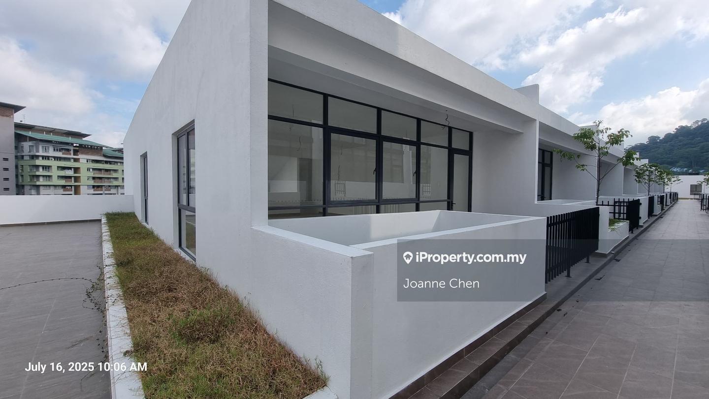 Vila Berkembar untuk Dijual di PJU 8, Damansara Perdana, Petaling Jaya oleh Joanne Chen - iProperty.com.my