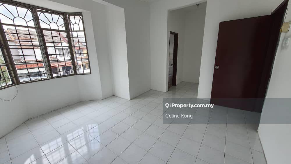 Rumah Berangkai 2 Tingkat untuk Dijual di Usj 1, Subang Jaya oleh Celine Kong - iProperty.com.my