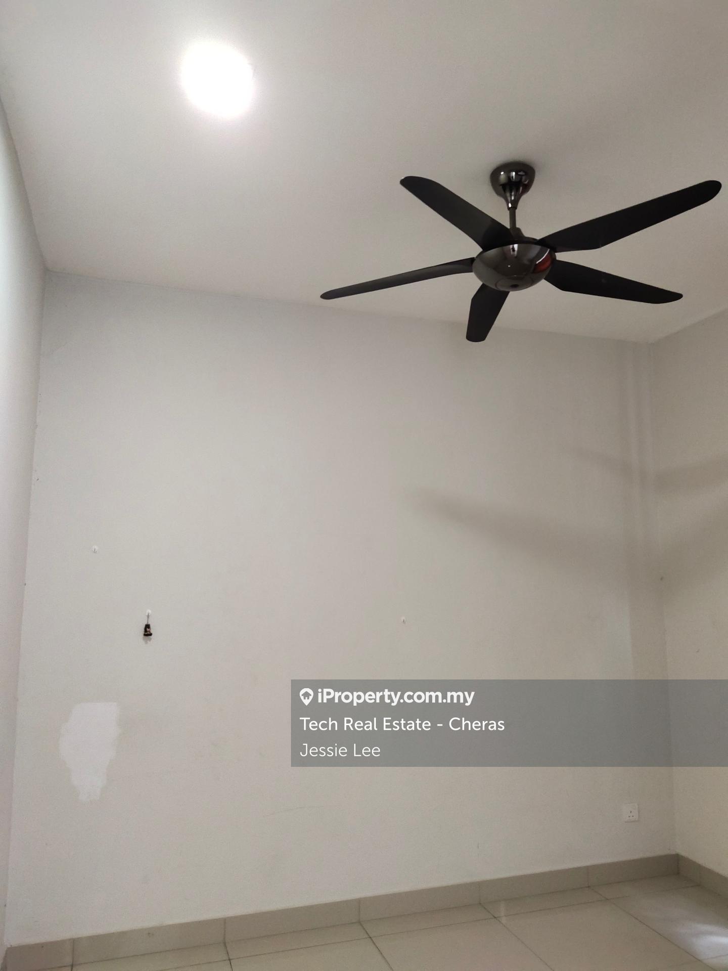 Residensi Servis untuk Dijual di Univ 360 Place oleh Jessie Lee - iProperty.com.my