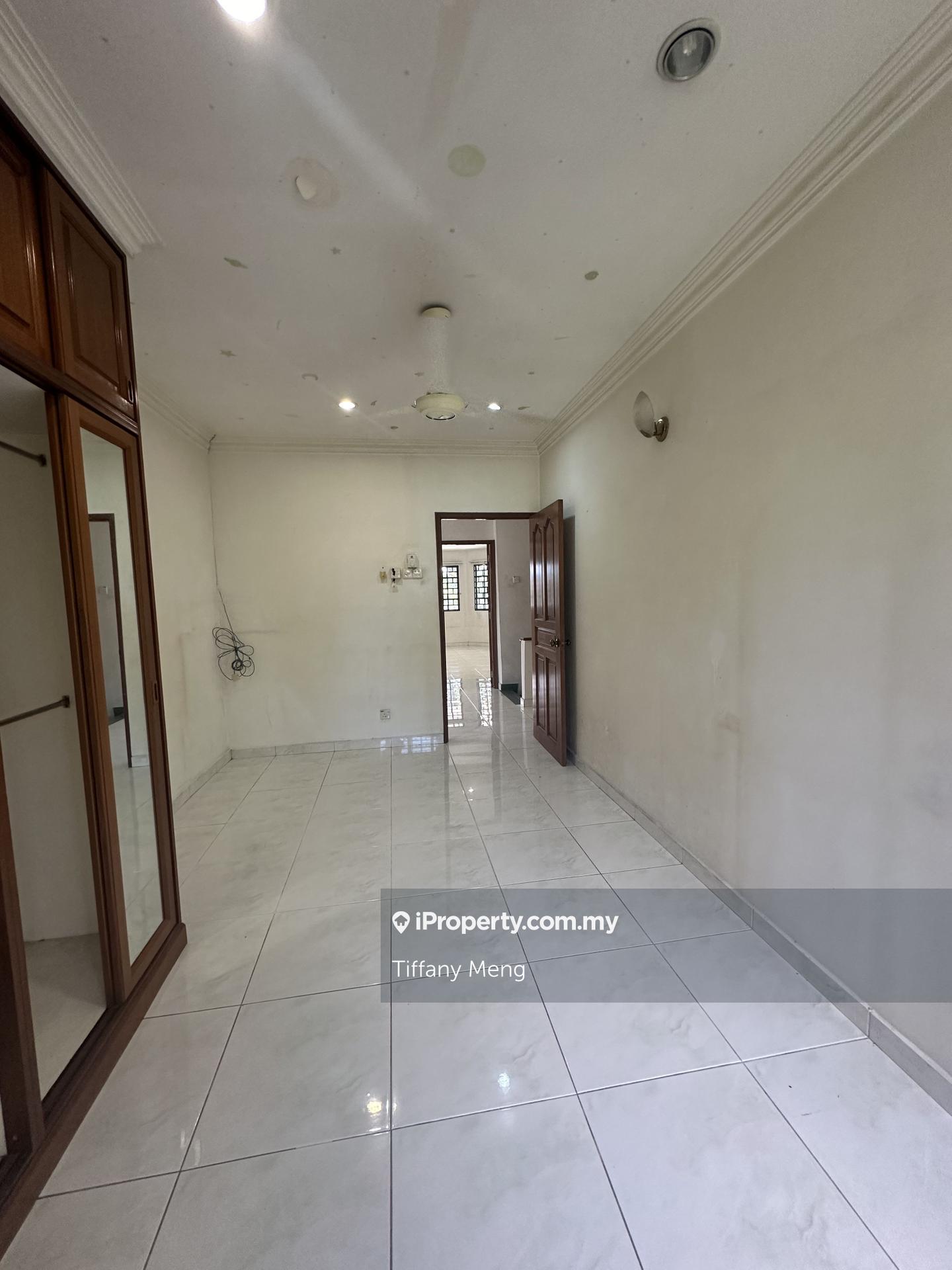 Rumah Berangkai 2 Tingkat untuk Dijual di Taman Selayang Utama, Selayang oleh Tiffany Meng - iProperty.com.my