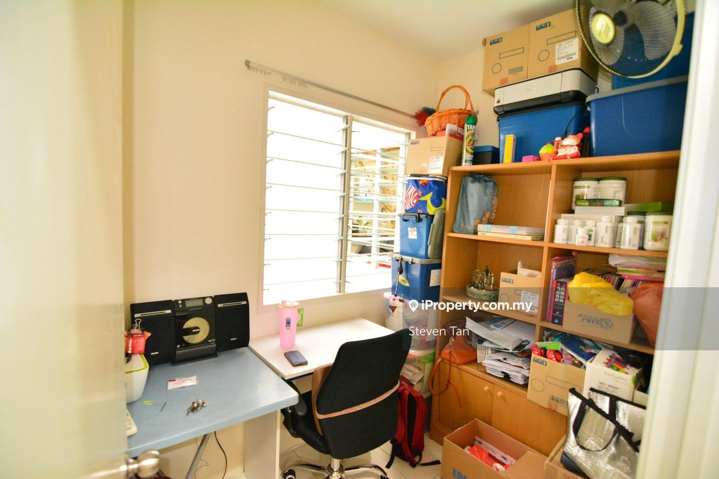 Townhouse for Sale in Bandar Saujana Putra, Tanjong Duabelas by Steven Tan - iProperty.com.my