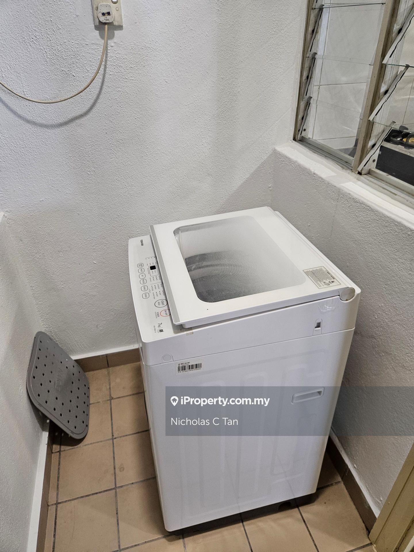 Kondominium untuk Disewa di Pantai Panorama Condominiums oleh Nicholas C Tan - iProperty.com.my