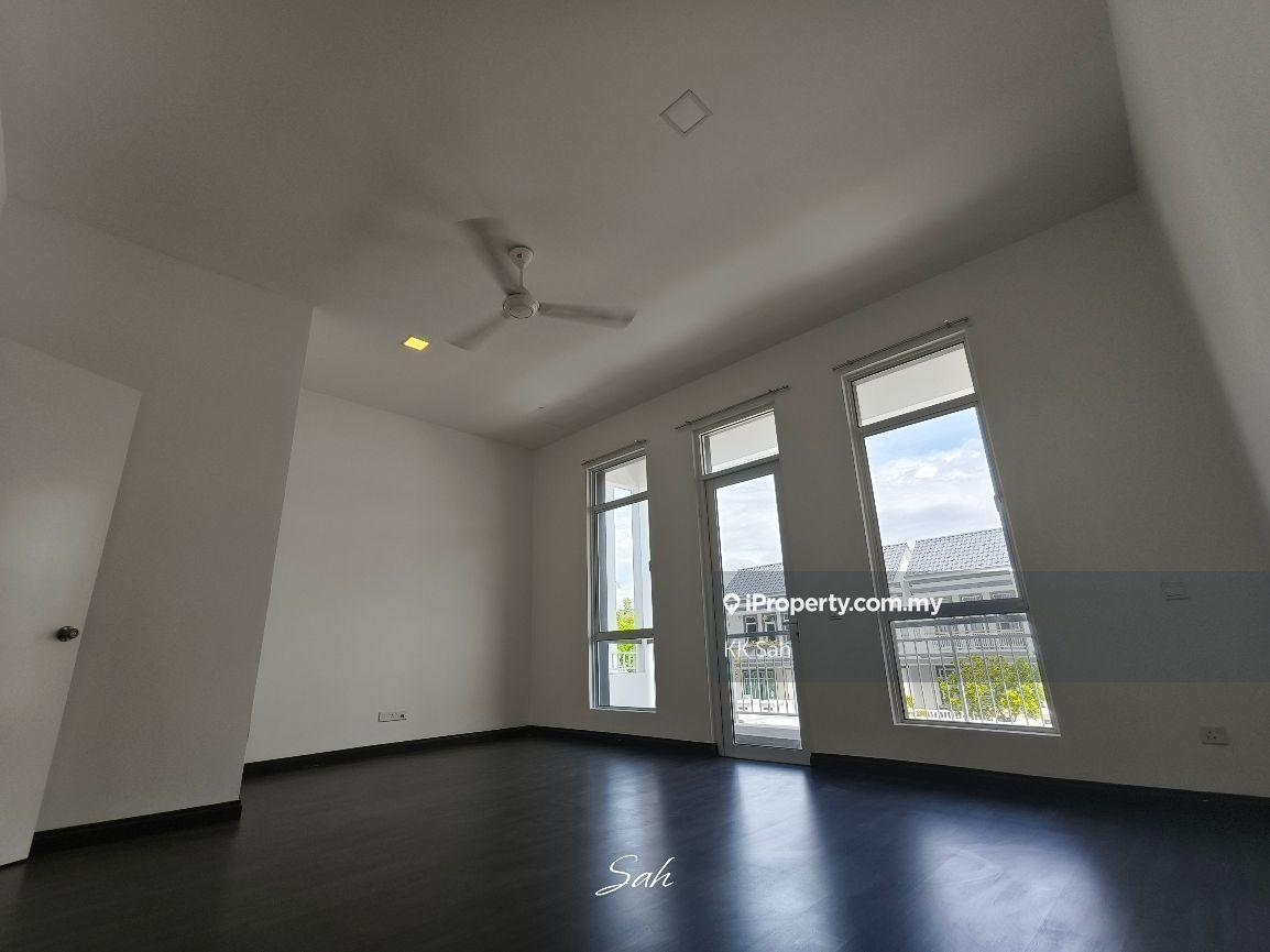 Rumah Berangkai 2 Tingkat untuk Dijual di Eco Majestic, Semenyih oleh KK Sah - iProperty.com.my