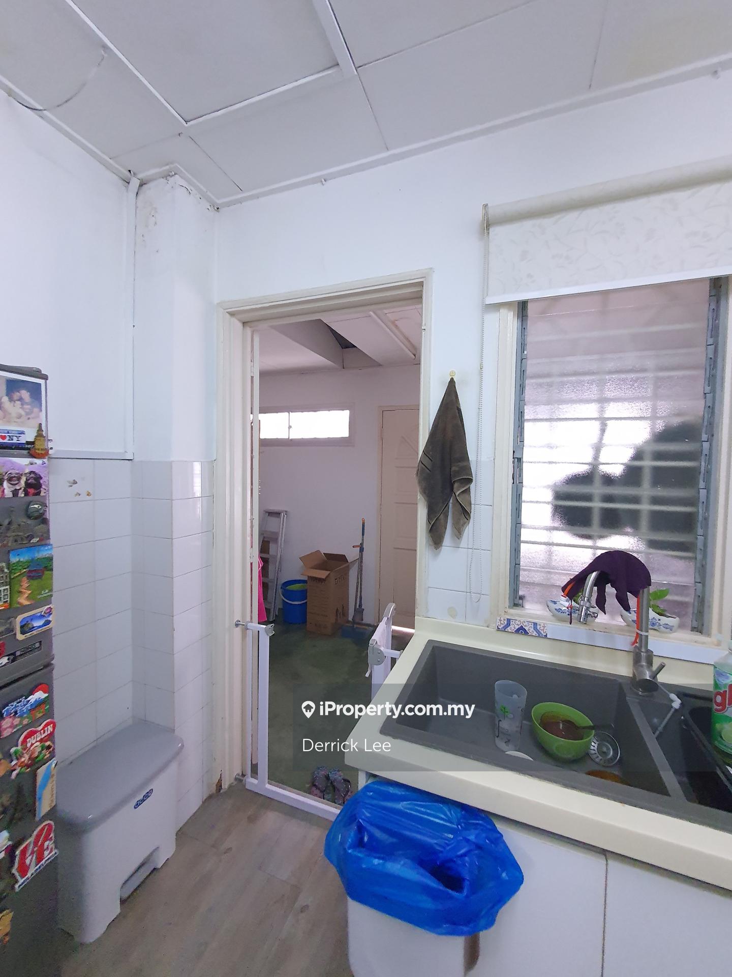 Rumah Berangkai 2 Tingkat untuk Dijual di Usj 3, Subang Jaya oleh Derrick Lee - iProperty.com.my