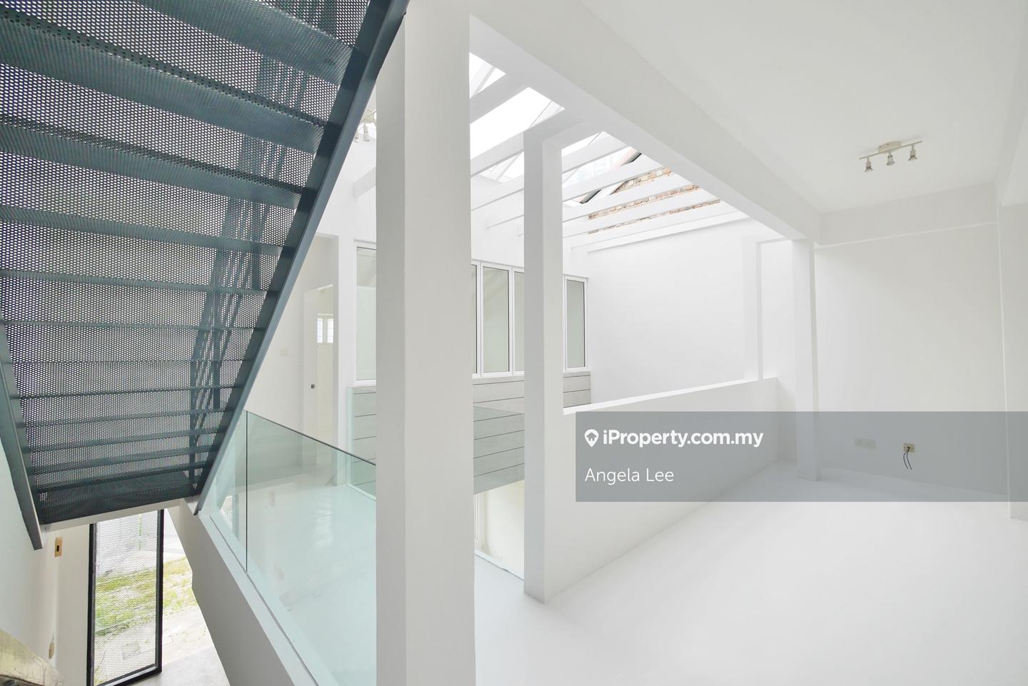 Rumah Teres untuk Dijual di Medan Damansara, Damansara Heights oleh Angela Lee - iProperty.com.my