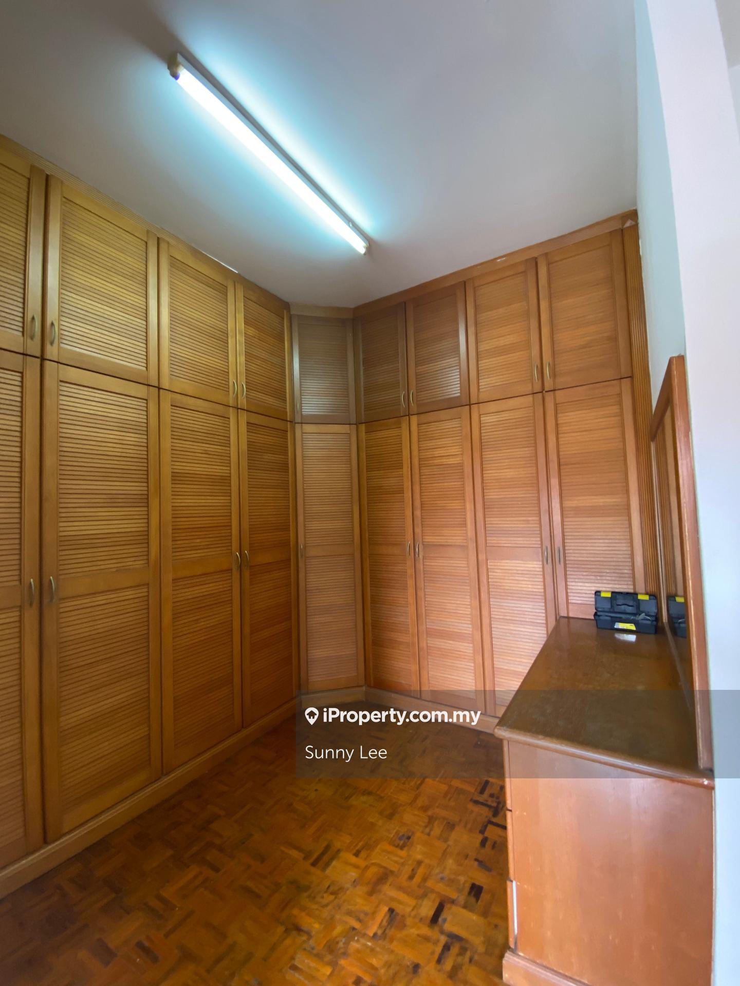 Rumah Berangkai 2 Tingkat untuk Dijual di Sungai Long, Bandar Sungai Long oleh Sunny Lee - iProperty.com.my