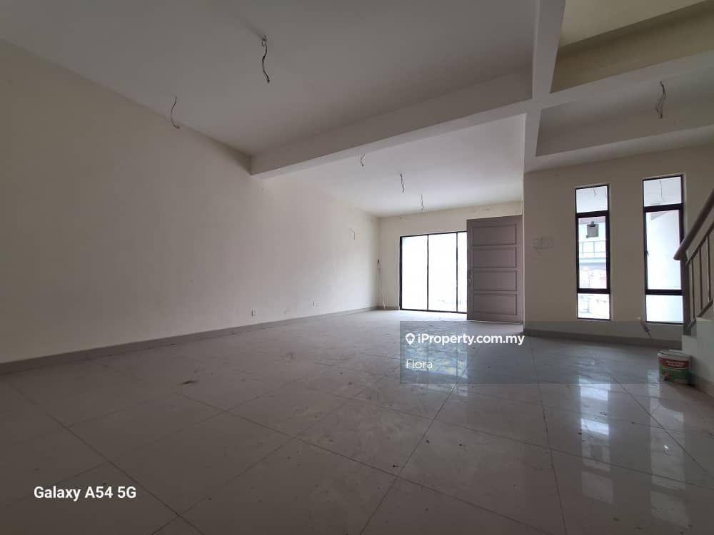 2-storey Terraced House for Sale in Lakeside Residences, Puchong by Flora - iProperty.com.my