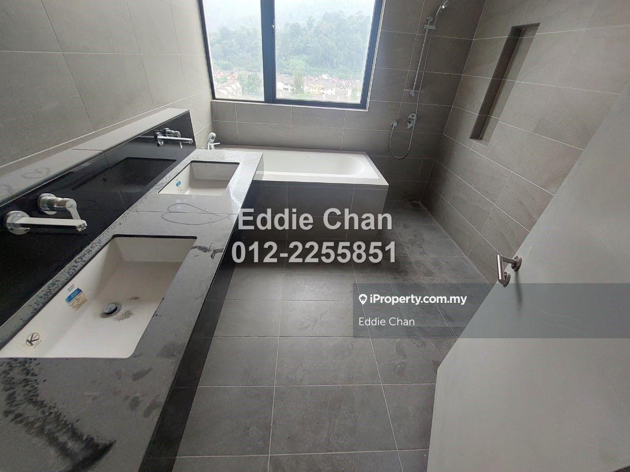 Rumah Berangkai 4.5 Tingkat untuk Dijual di Kelab Ukay Residence, Ampang oleh Eddie Chan - iProperty.com.my