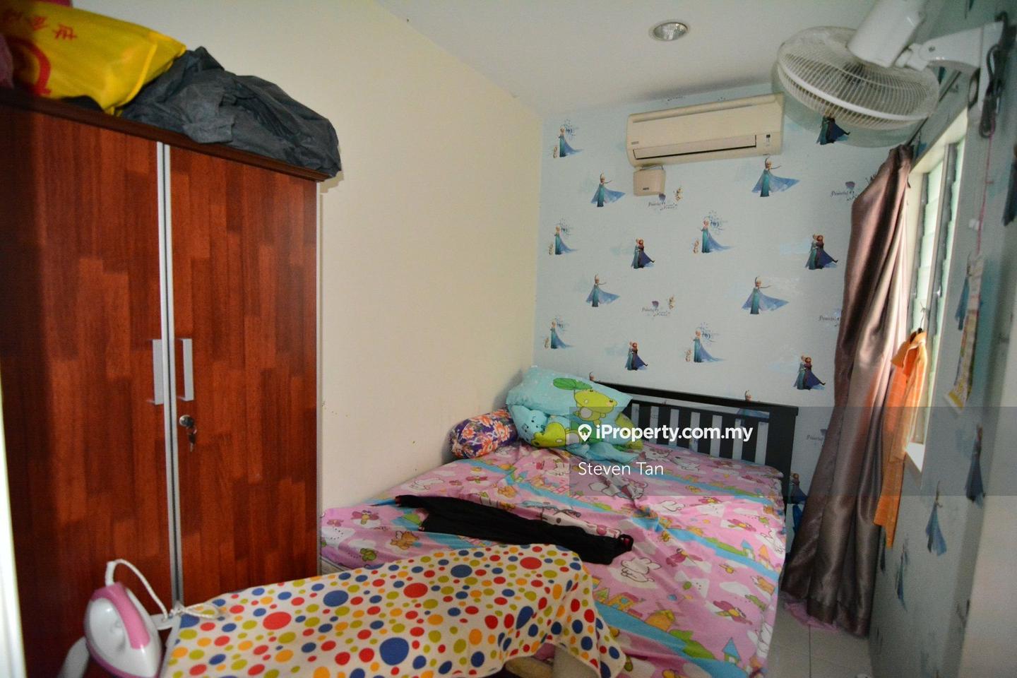 Townhouse for Sale in Bandar Saujana Putra, Tanjong Duabelas by Steven Tan - iProperty.com.my