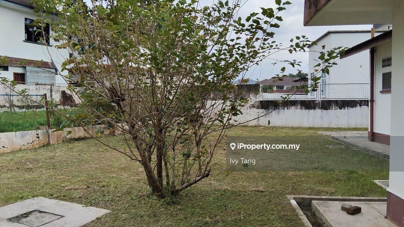 Banglo untuk Dijual di Taman golf, Ipoh perak, Ipoh oleh Ivy Tang - iProperty.com.my