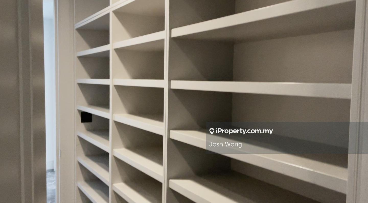 Service Residence for Sale in St Regis by Josh Wong - iProperty.com.my