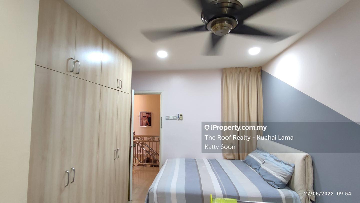 Rumah Bandar untuk Dijual di Taman Sungai Besi Indah, Seri Kembangan oleh Katty Soon - iProperty.com.my