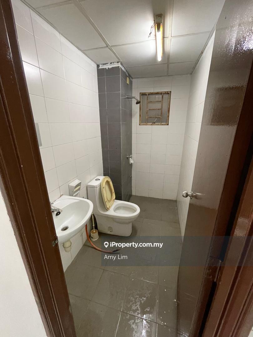 Service Residence for Sale in Alam Idaman by Amy Lim - iProperty.com.my