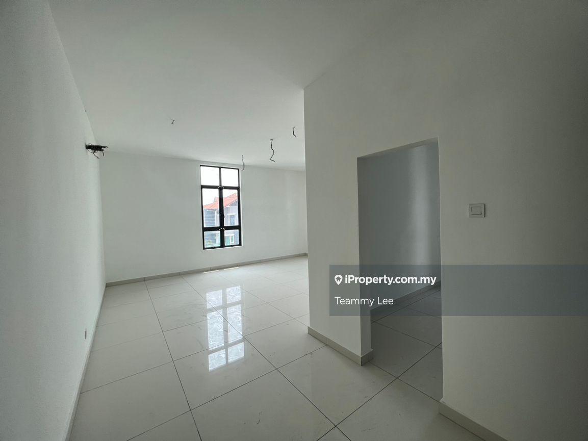 Banglo untuk Dijual di Bukit Sungai Long, Bandar Sungai Long oleh Teammy Lee - iProperty.com.my