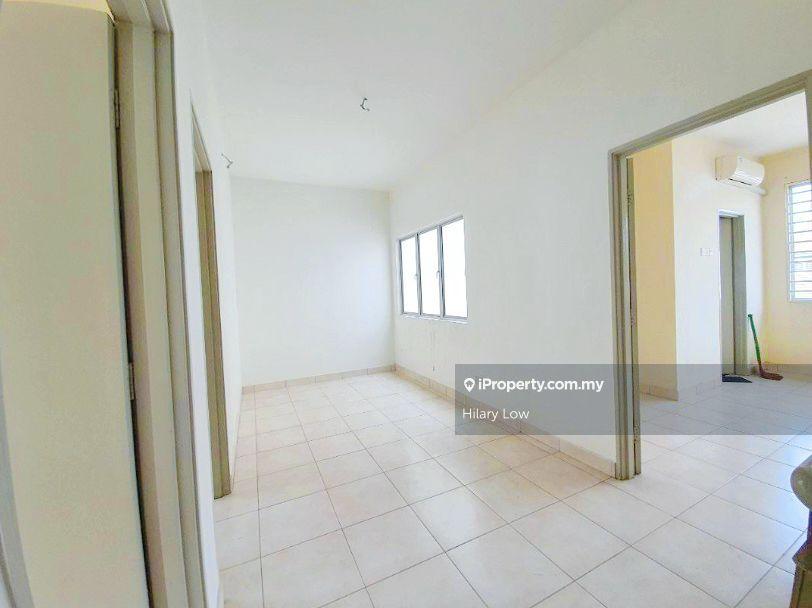 Rumah Berangkai 2 Tingkat untuk Disewa di 2 Storey House | Club house | Bdr Baru Seksyen 8, Bangi oleh Hilary Low - iProperty.com.my