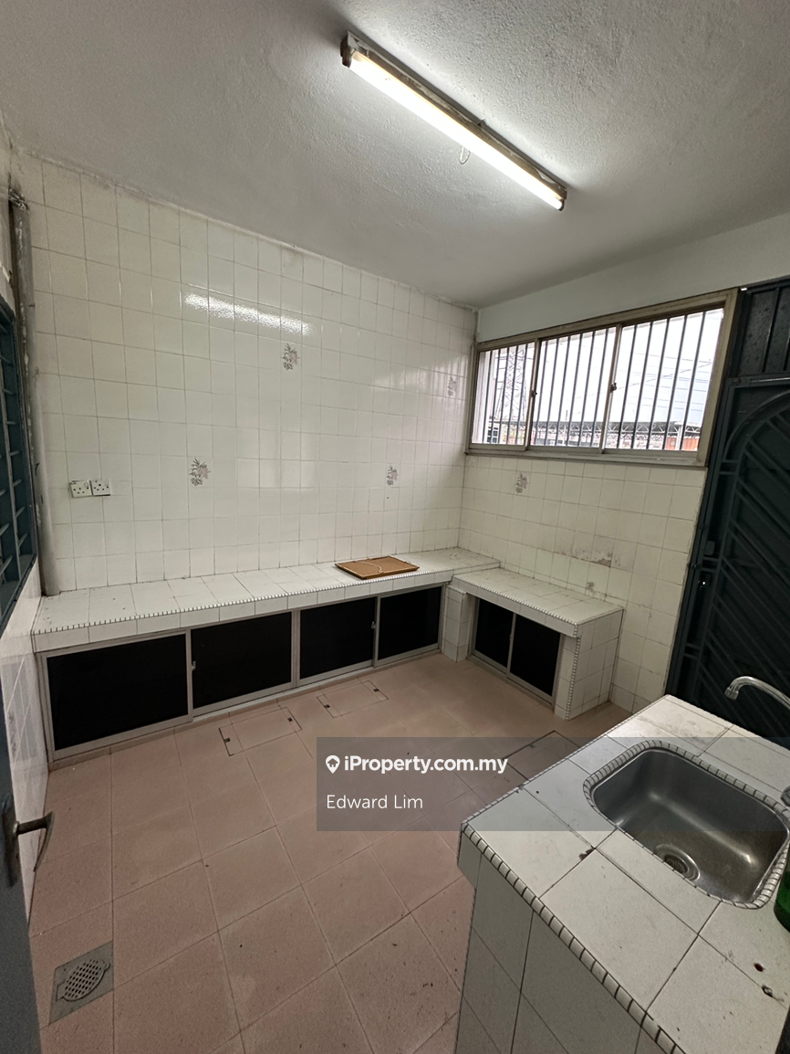 2-storey Terraced House for Sale in Klang City, Klang by Edward Lim - iProperty.com.my