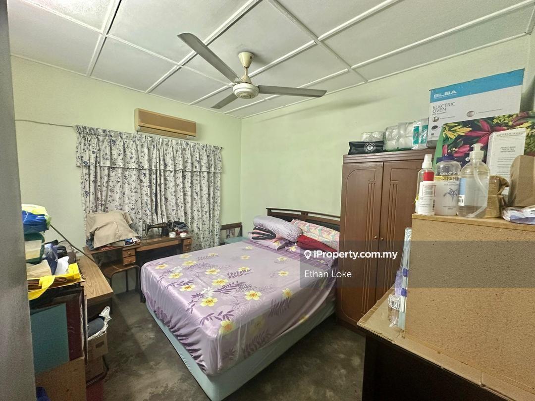 1-storey Terraced House for Sale in SD2, Sri Damansara 2, Bandar Sri Damansara by Ethan Loke - iProperty.com.my