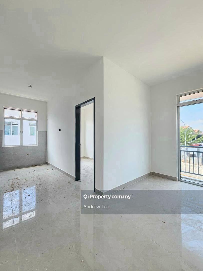 Rumah Berangkai 2 Tingkat untuk Dijual di Bandar Dato Onn, Tebrau oleh Andrew Teo - iProperty.com.my