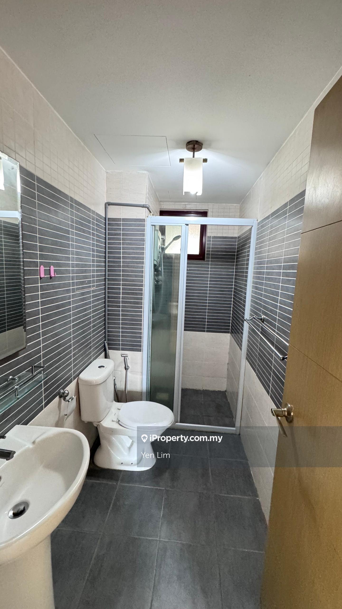 Condominium for Sale in Savanna Condominium by Yen Lim - iProperty.com.my