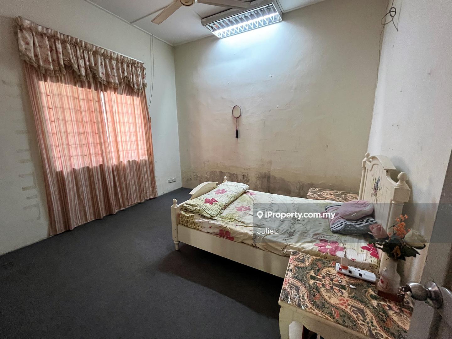 Banglo untuk Dijual di Seksyen 5, Petaling Jaya oleh Julie L - iProperty.com.my