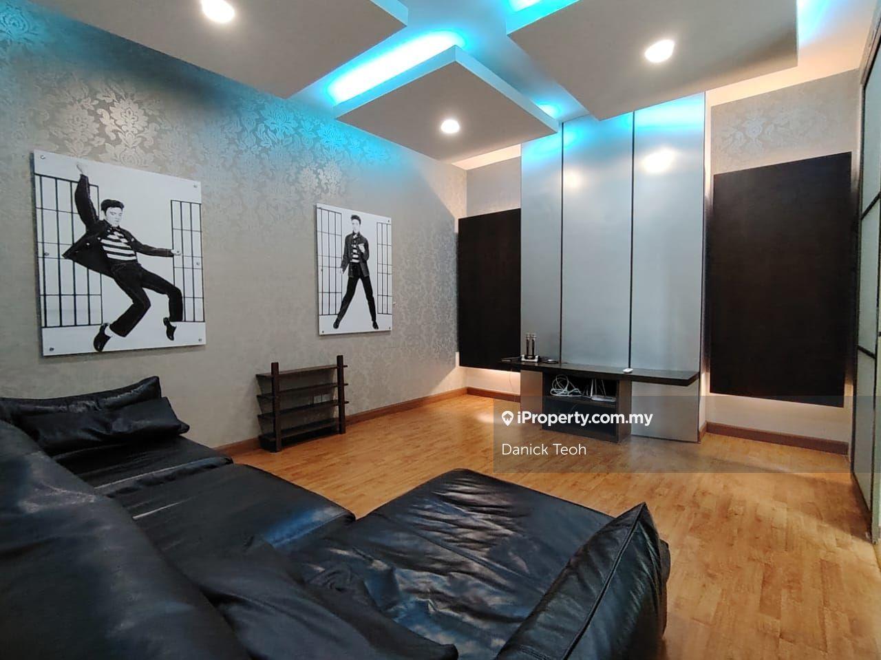 Condominium for Sale in Tanjung Beach Condominium by Danick Teoh - iProperty.com.my