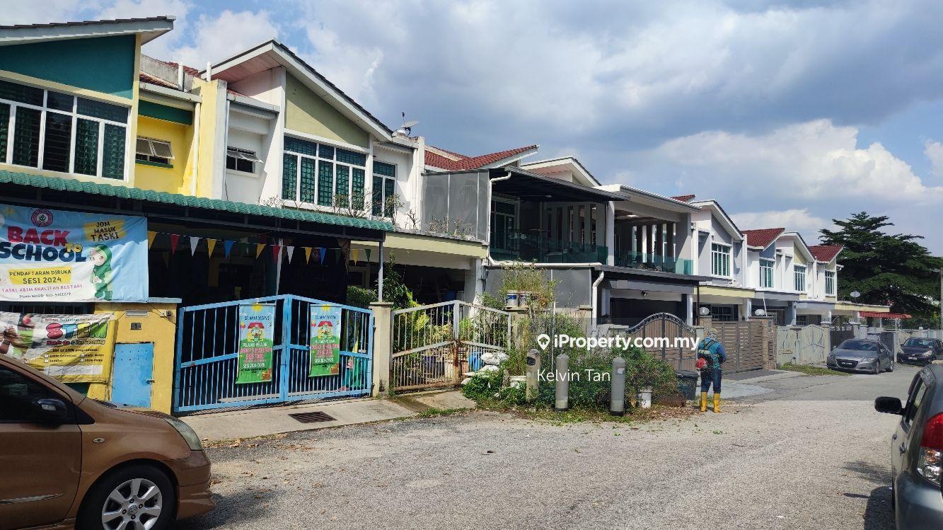 Rumah Berangkai 2 Tingkat untuk Dijual di Bandar Puchong Utama, Puchong oleh Kelvin Tan - iProperty.com.my