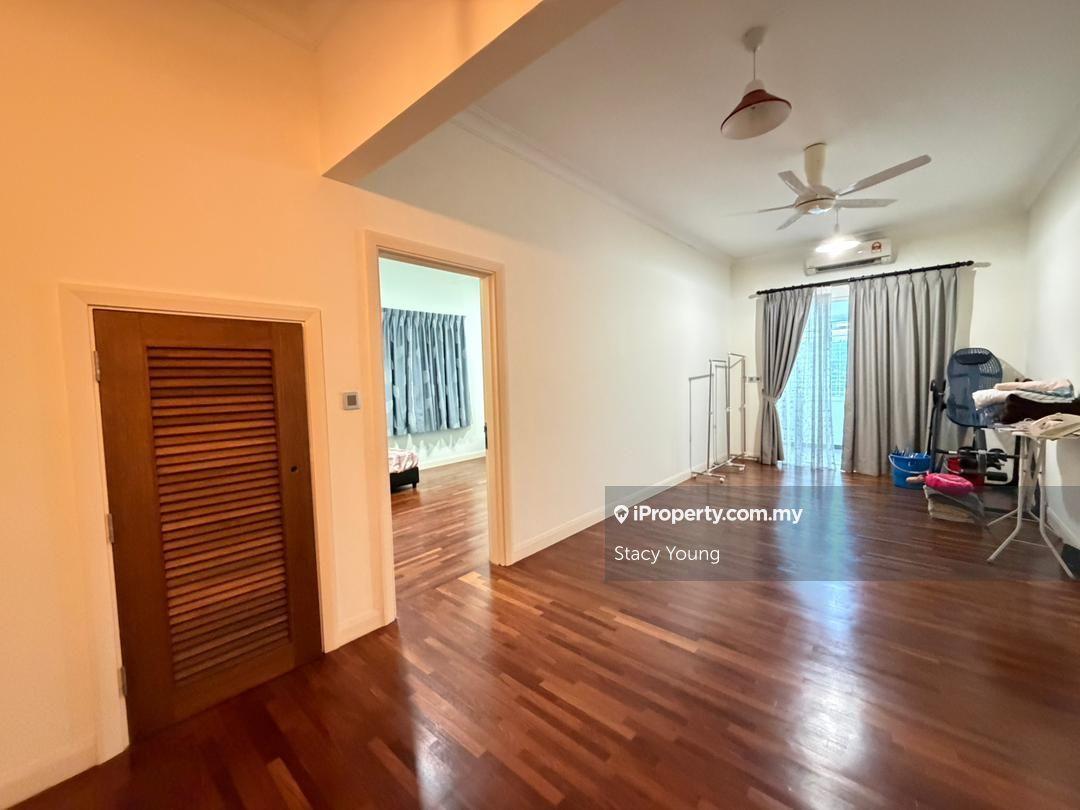 Rumah Berangkai 3 Tingkat untuk Dijual di Taman Taming Indah 2, Bandar Sungai Long oleh Stacy Young - iProperty.com.my