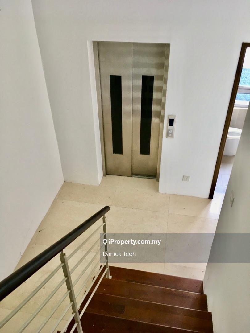 Vila Berkembar untuk Dijual di Island Resort Villas, Batu Feringghi oleh Danick Teoh - iProperty.com.my