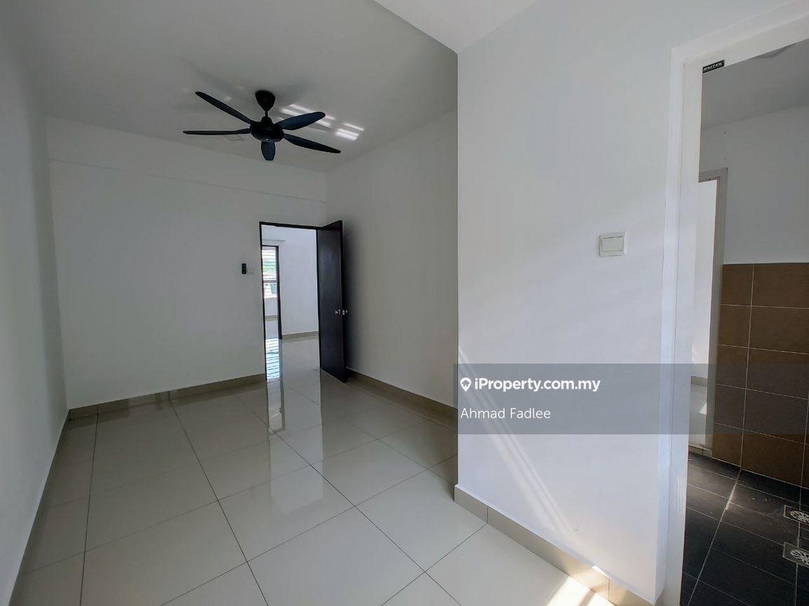 Rumah Berangkai 2 Tingkat untuk Dijual di Taman Saujana Sekata, Bangi oleh Ahmad Fadlee - iProperty.com.my