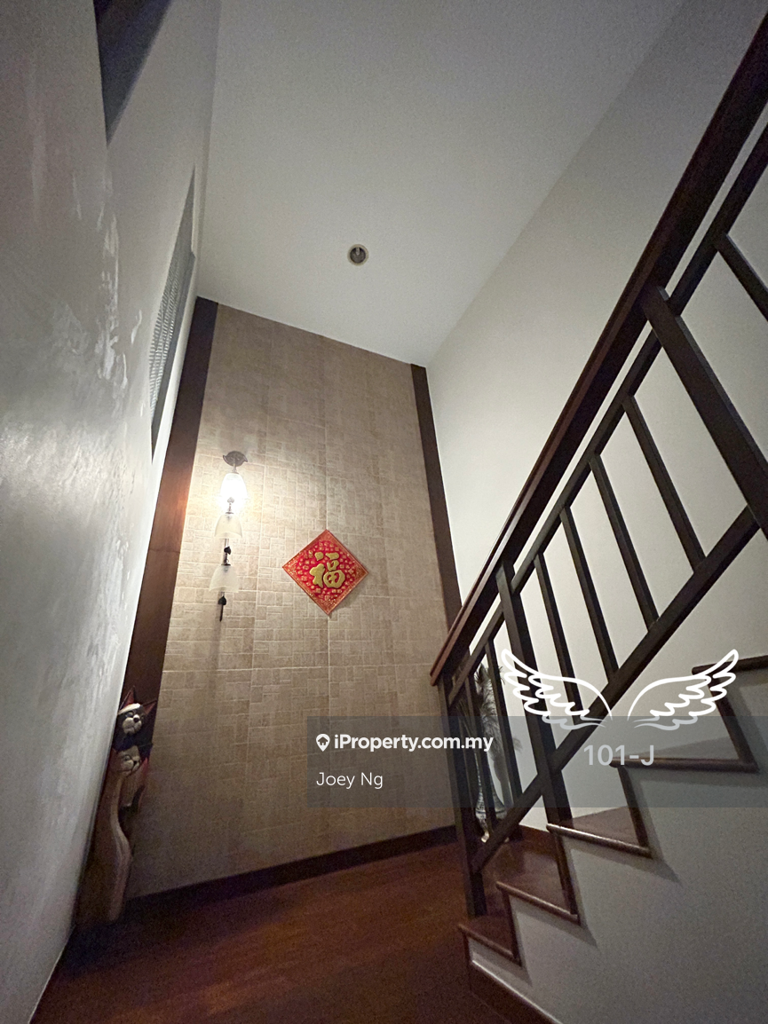 Rumah Berangkai 2 Tingkat untuk Dijual di Bandar Bukit Tinggi 2, Klang oleh Joey Ng - iProperty.com.my