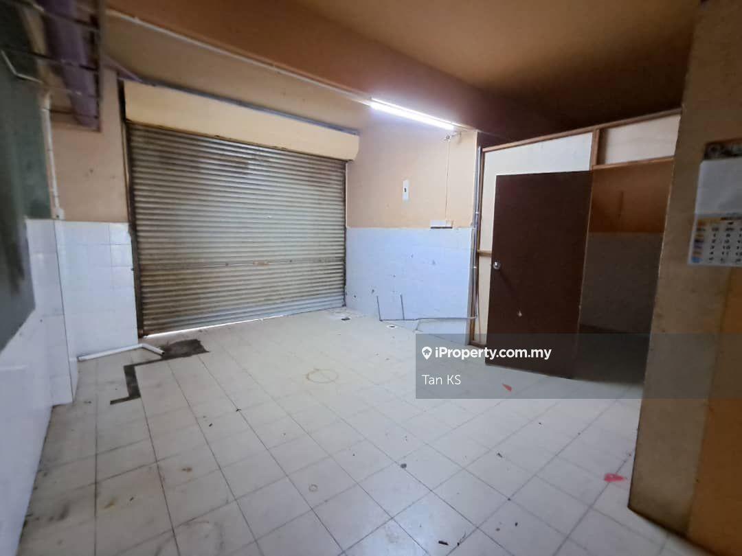 Shop-Office for Rent in Bandar Bukit Tinggi, Klang by Tan KS - iProperty.com.my