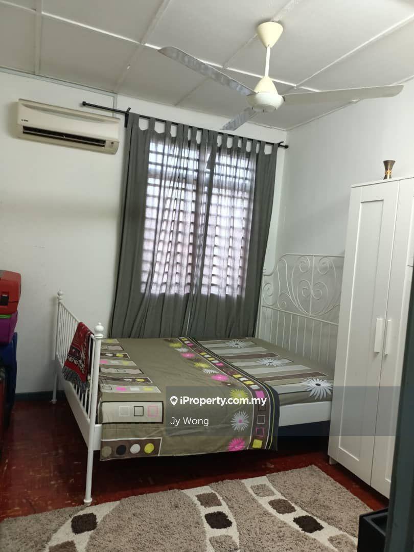 Rumah Berangkai 2 Tingkat untuk Dijual di Saujana Puchong, Puchong oleh Jy Wong - iProperty.com.my