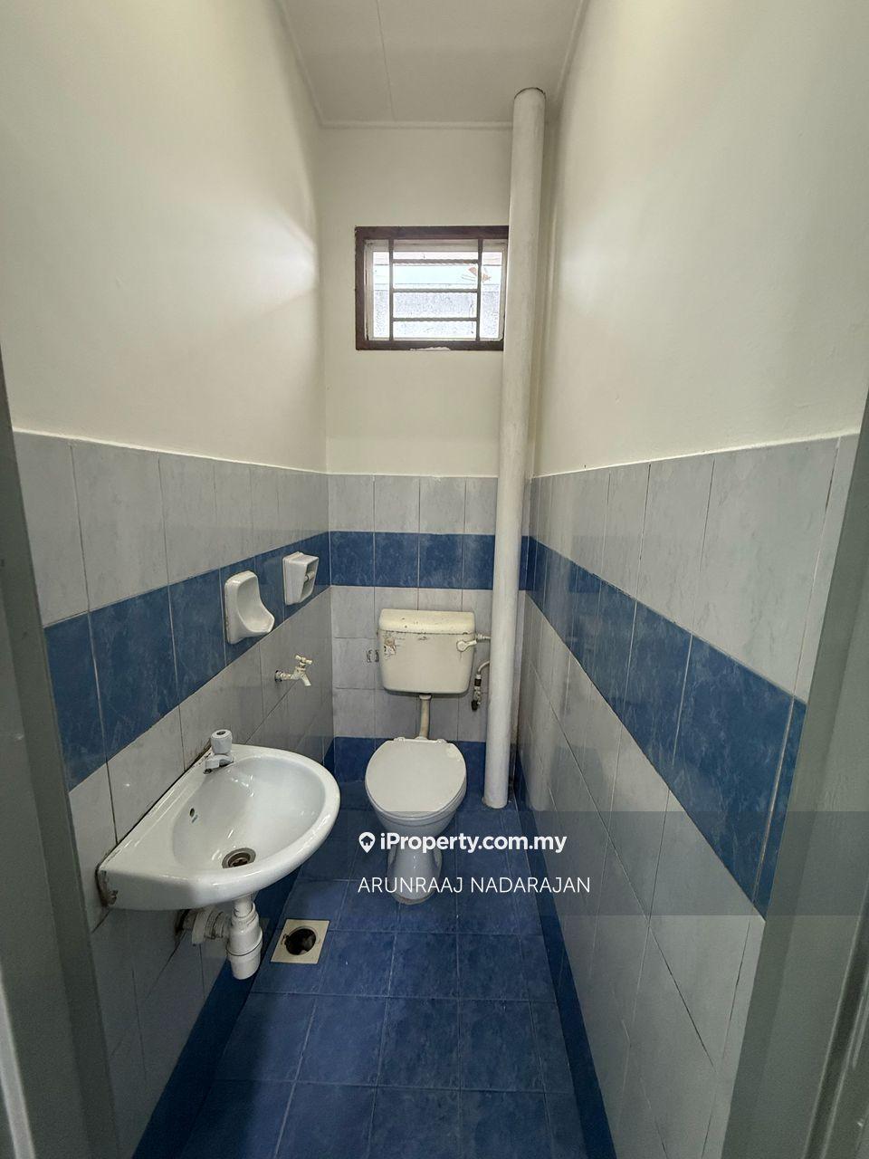 Rumah Berangkai 2 Tingkat untuk Dijual di Taman Bestari Indah, Ulu Tiram oleh ARUNRAAJ NADARAJAN - iProperty.com.my