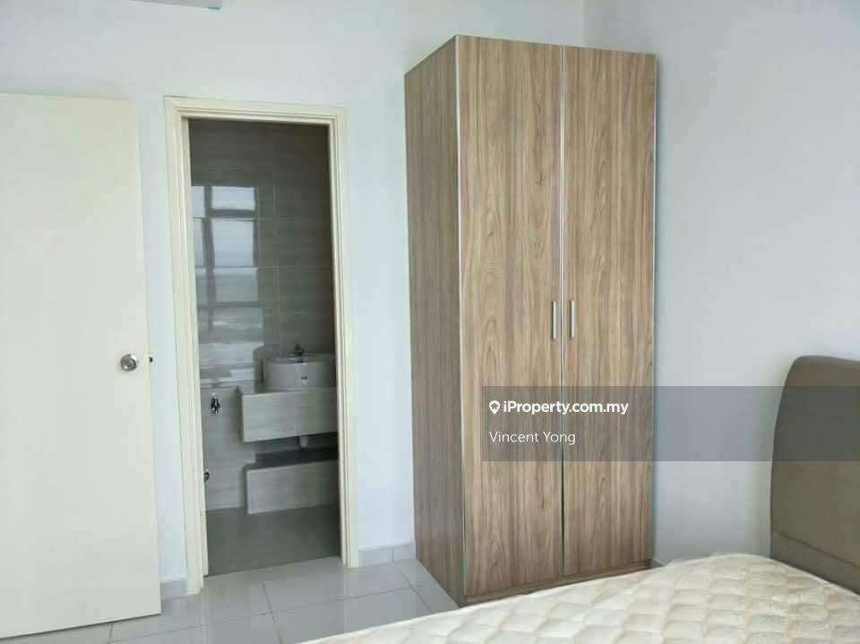 Service Residence for Sale in D'Summit Residences by Vincent Yong - iProperty.com.my