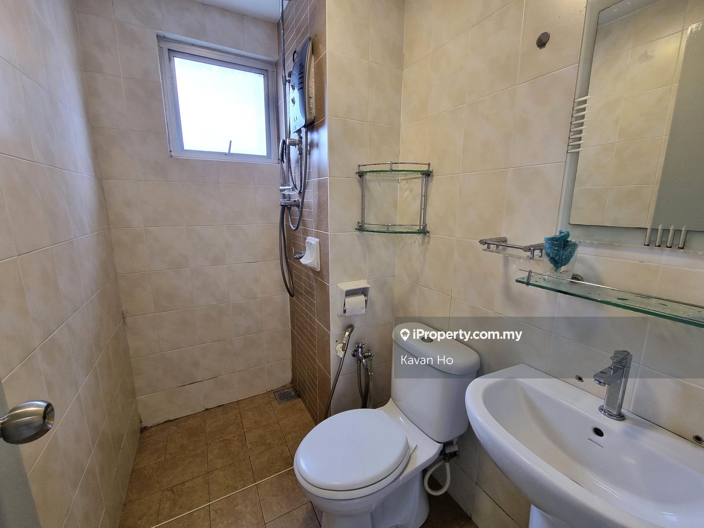 Apartment for Sale in Puteri Bayu Apartment by Kavan Ho - iProperty.com.my