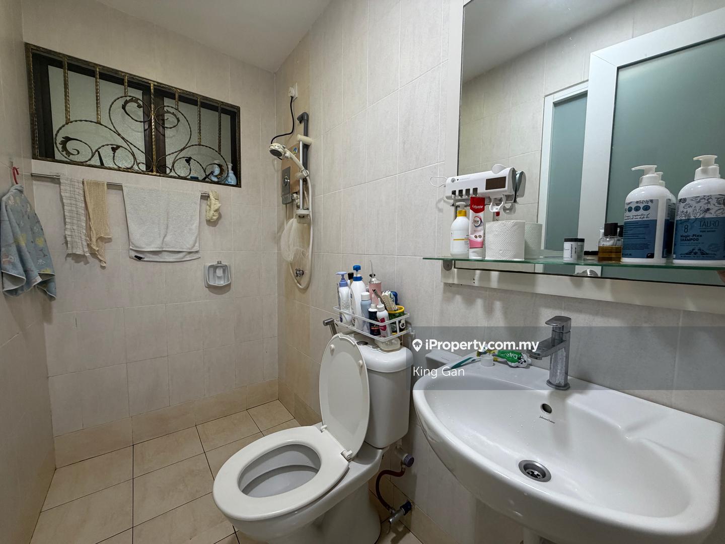 Rumah Berkembar untuk Dijual di Taman Bukit Mewah, Kajang oleh King Gan - iProperty.com.my