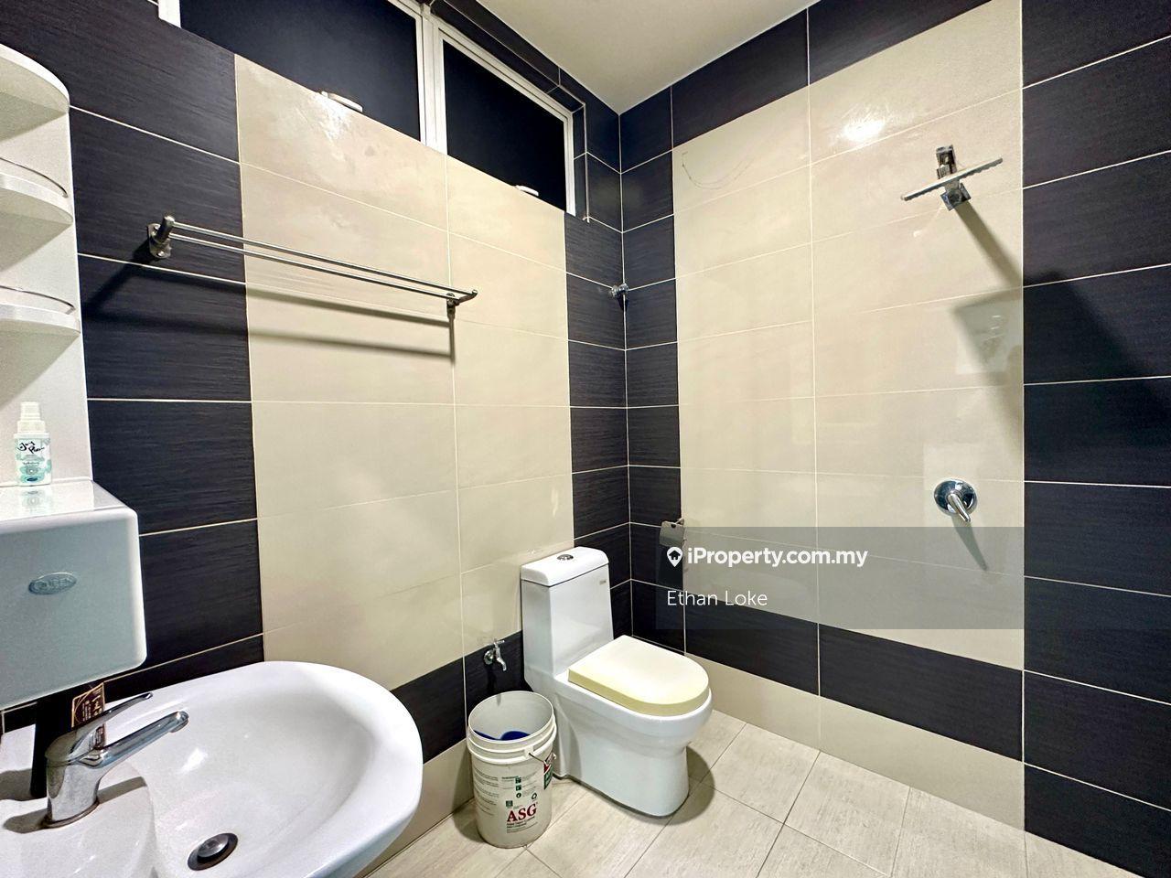 Bungalow House for Sale in Bandar Country Homes, Rawang by Ethan Loke - iProperty.com.my