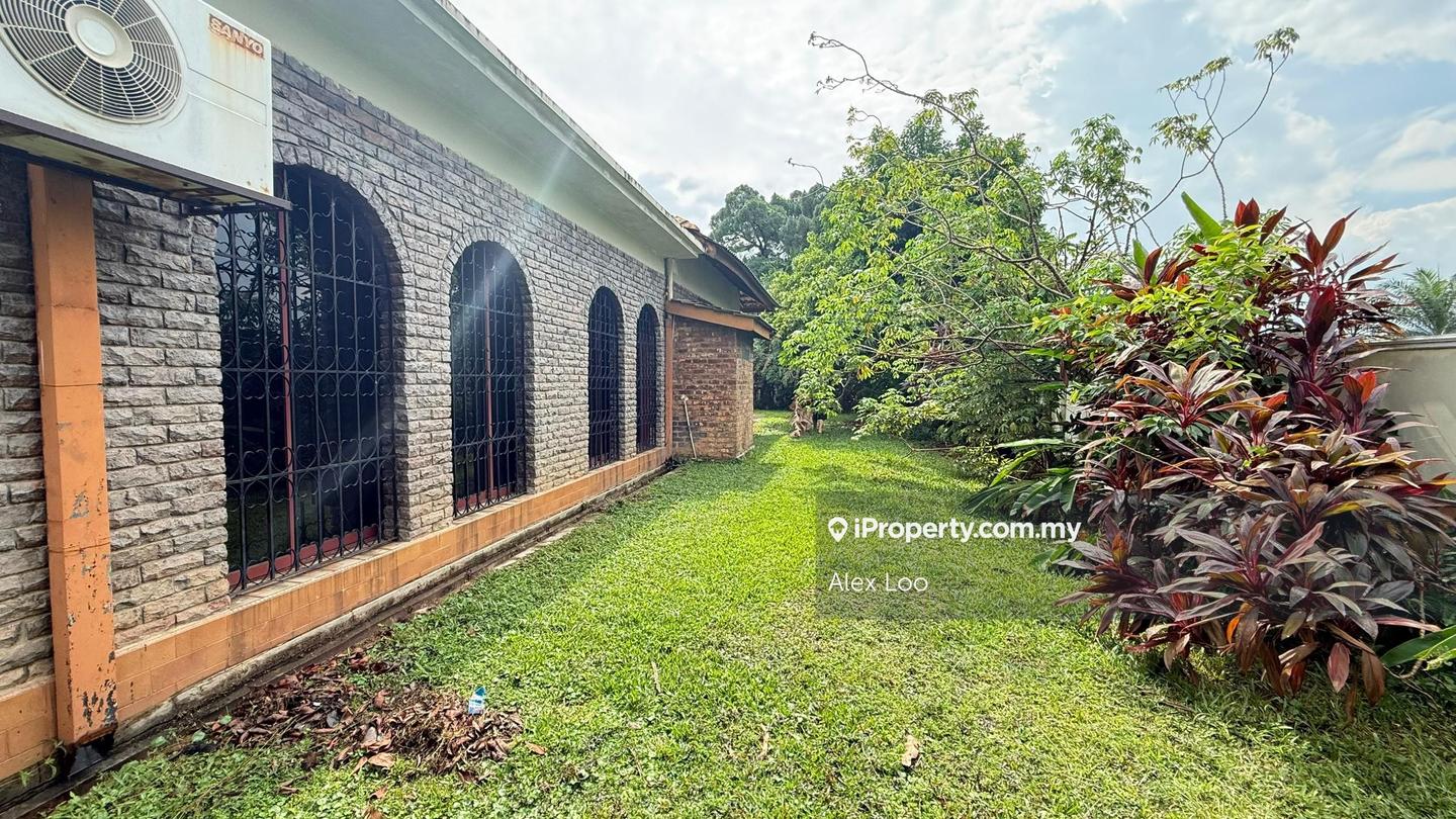 Bungalow House for Sale in Seksyen 11, Petaling Jaya by Alex Loo - iProperty.com.my