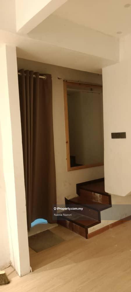 Rumah Berangkai 1.5 Tingkat untuk Dijual di Kok Lanas, Kota Bharu oleh Nabila Nazori - iProperty.com.my